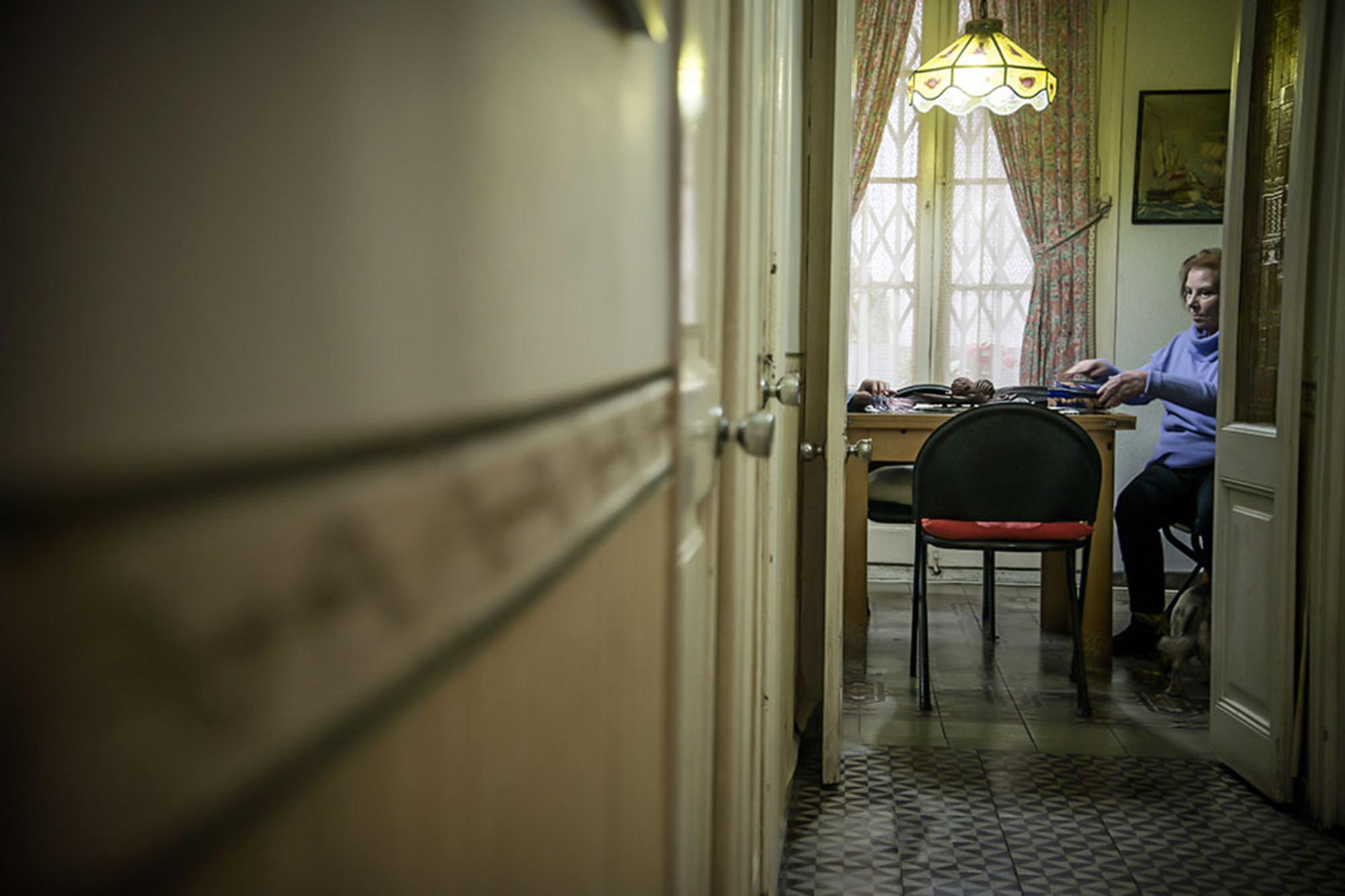 Las personas mayores son uno de los sectores más vulnerables ante el confinamiento y los efectos emocionales que trae aparejado.